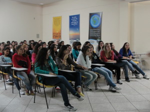 PALESTRA ORIENTA SOBRE METODOLOGIA EFICIENTE DE ESTUDOS