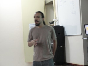PALESTRA ORIENTA SOBRE METODOLOGIA EFICIENTE DE ESTUDOS