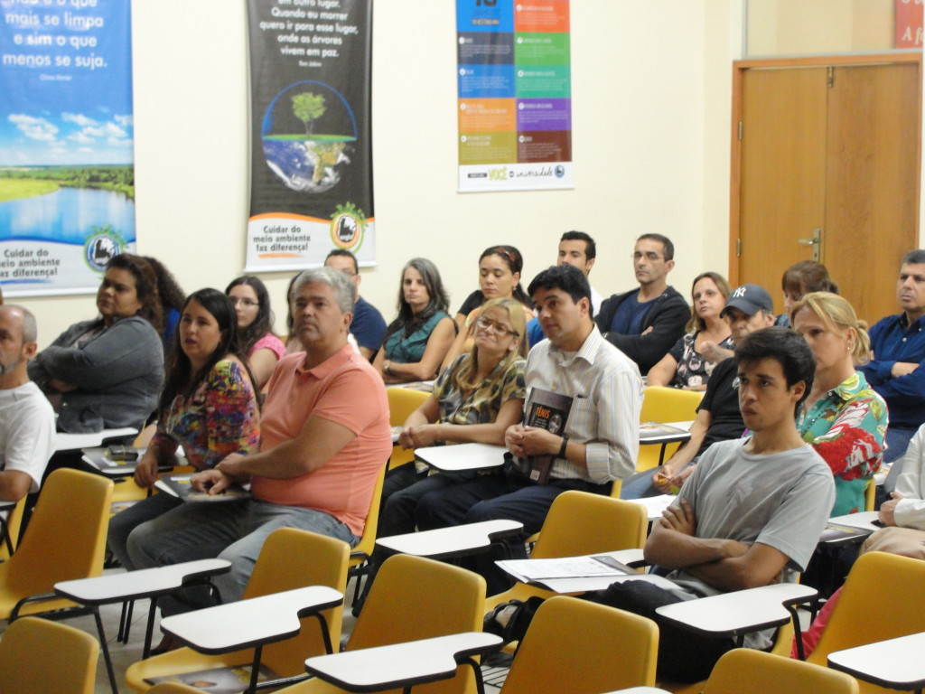 COLÉGIO LASER PROMOVE REUNIÃO ANUAL DE PAIS